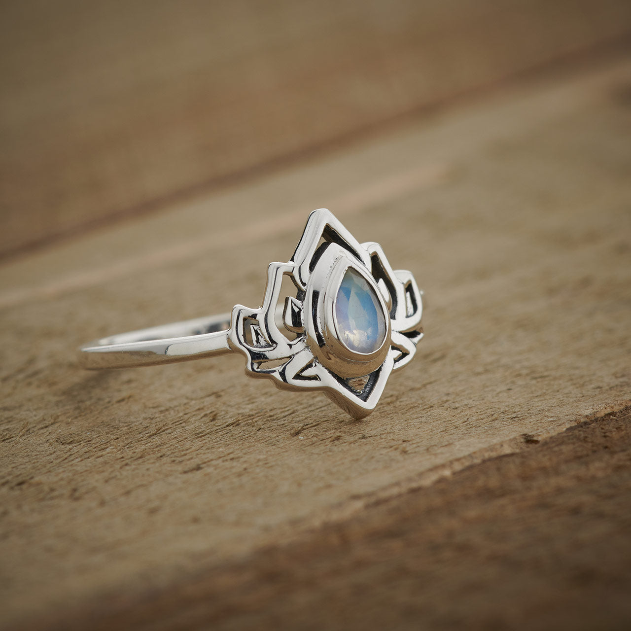 Moonstone Sterling Silver Lotus 3.0
