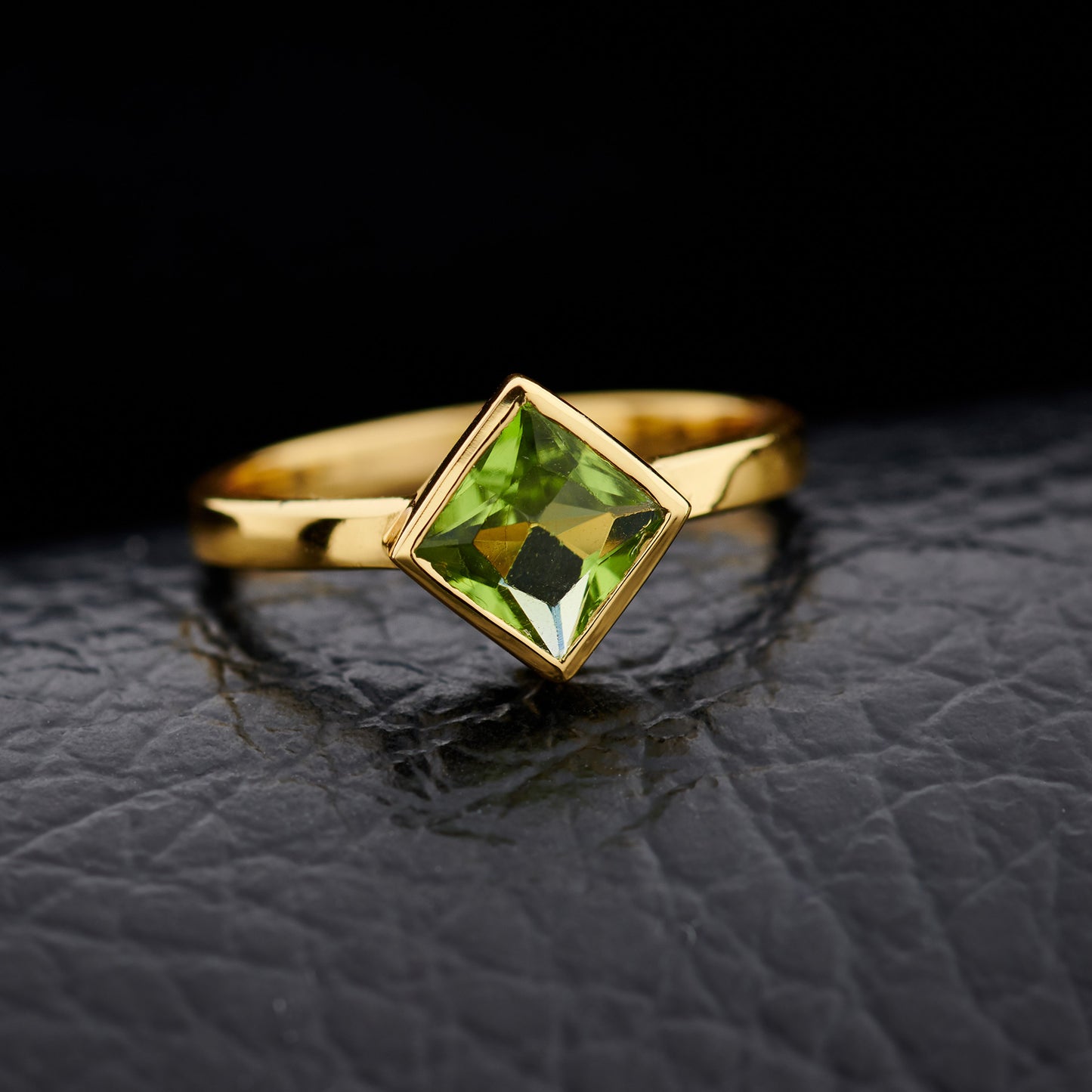 Peridot Everyday Gold Ring