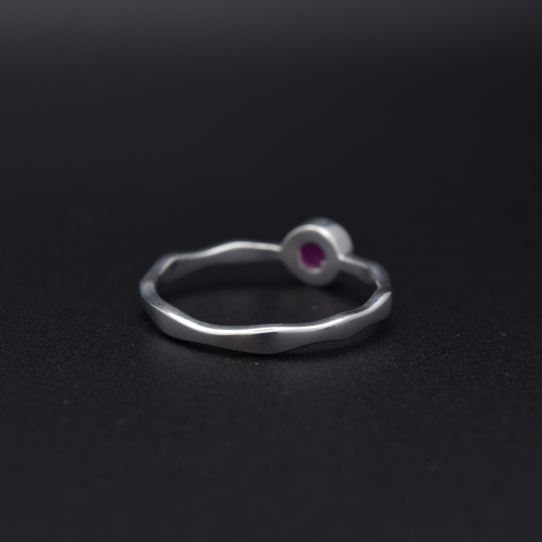 Silvaria Ruby Wavy Ring