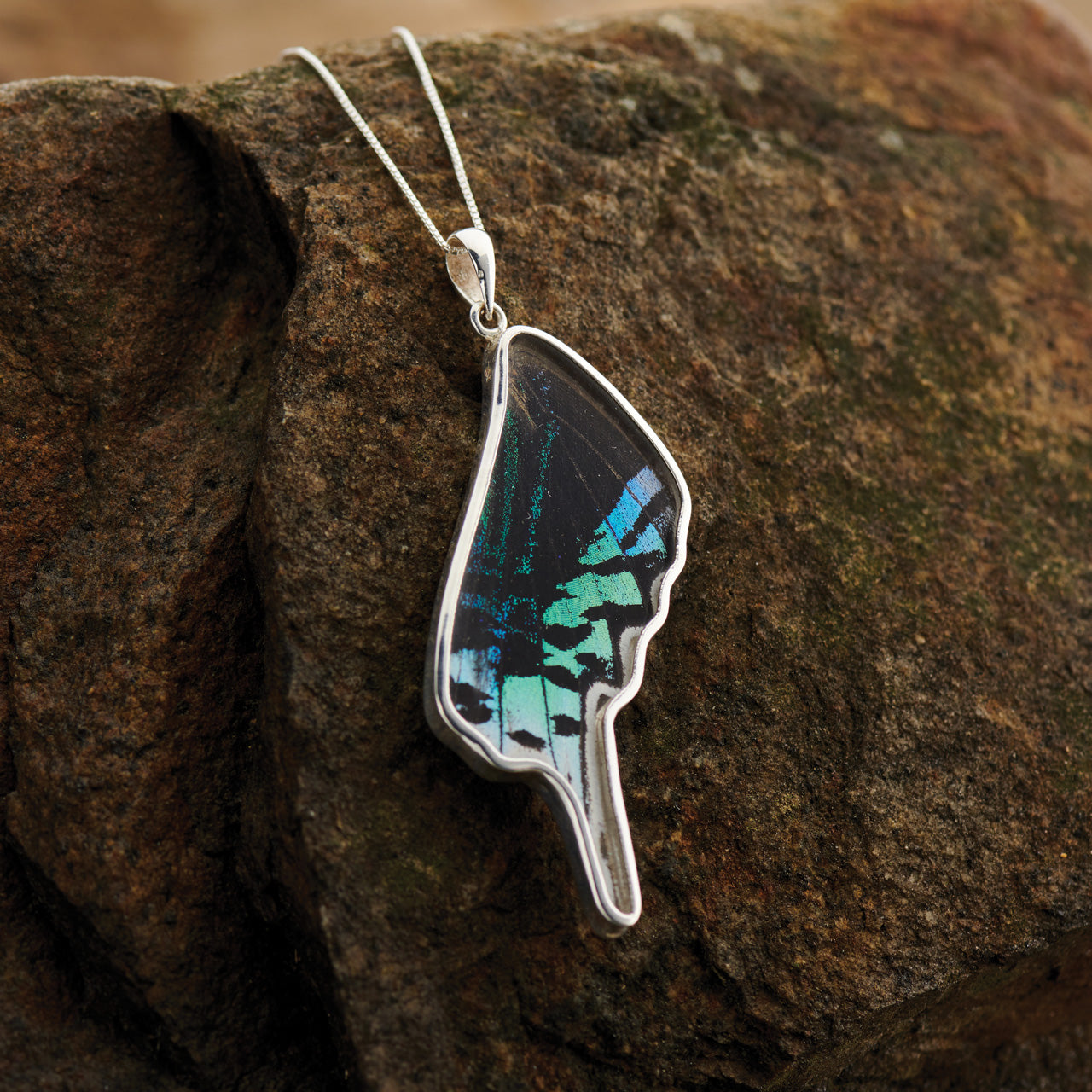 Leilus Fine Silver Pendant