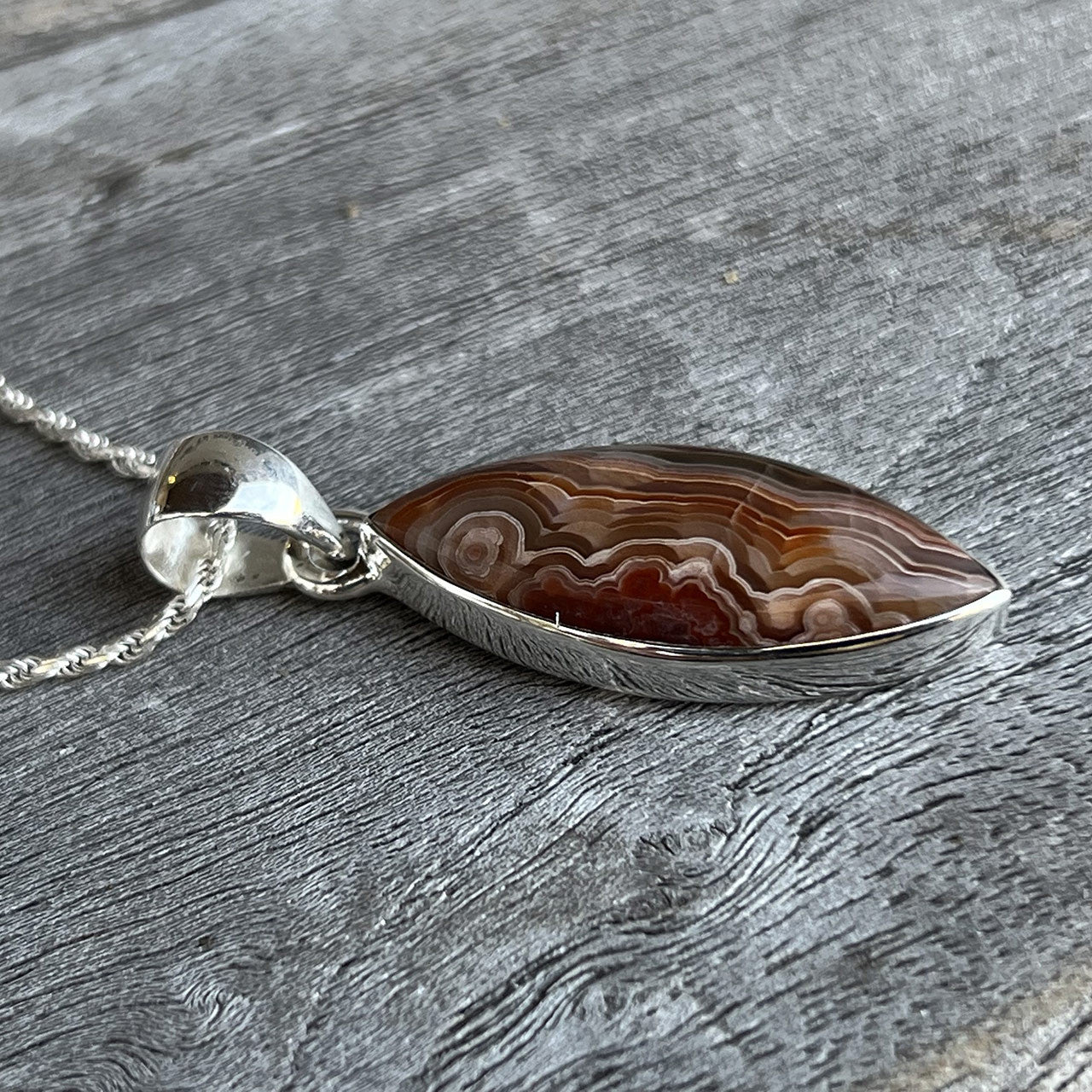Laguna Lace Agate Pendant