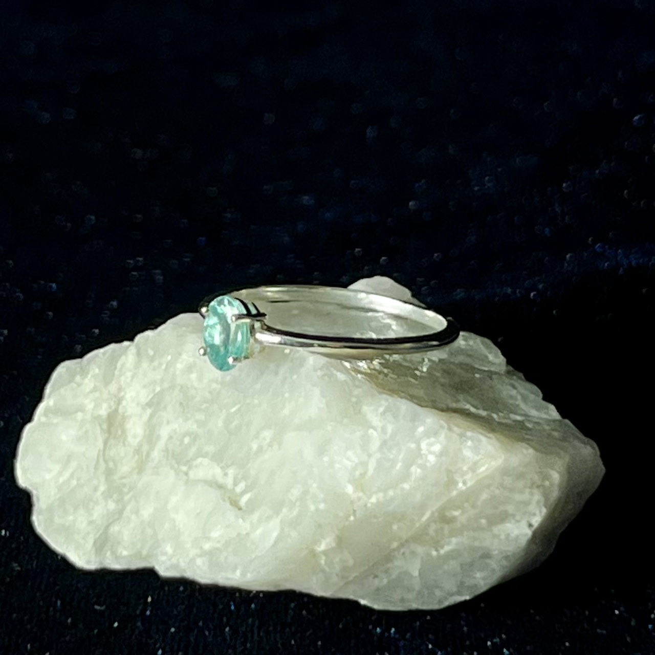 Apatite Ring