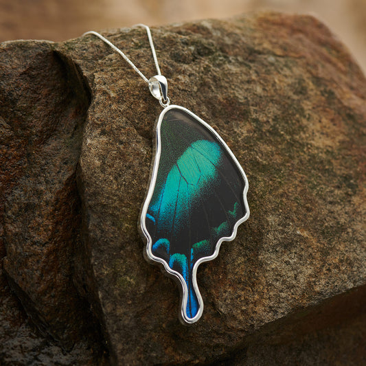 Grn Bnd Swtl Fine Silver Sm Hindwing Pendant