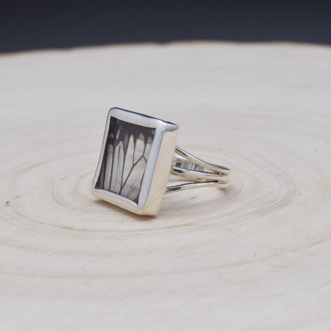 Glassy Tiger Square Fine Silver Ring