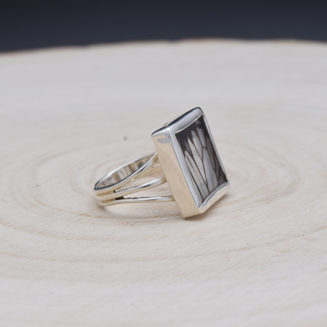 Glassy Tiger Square Fine Silver Ring