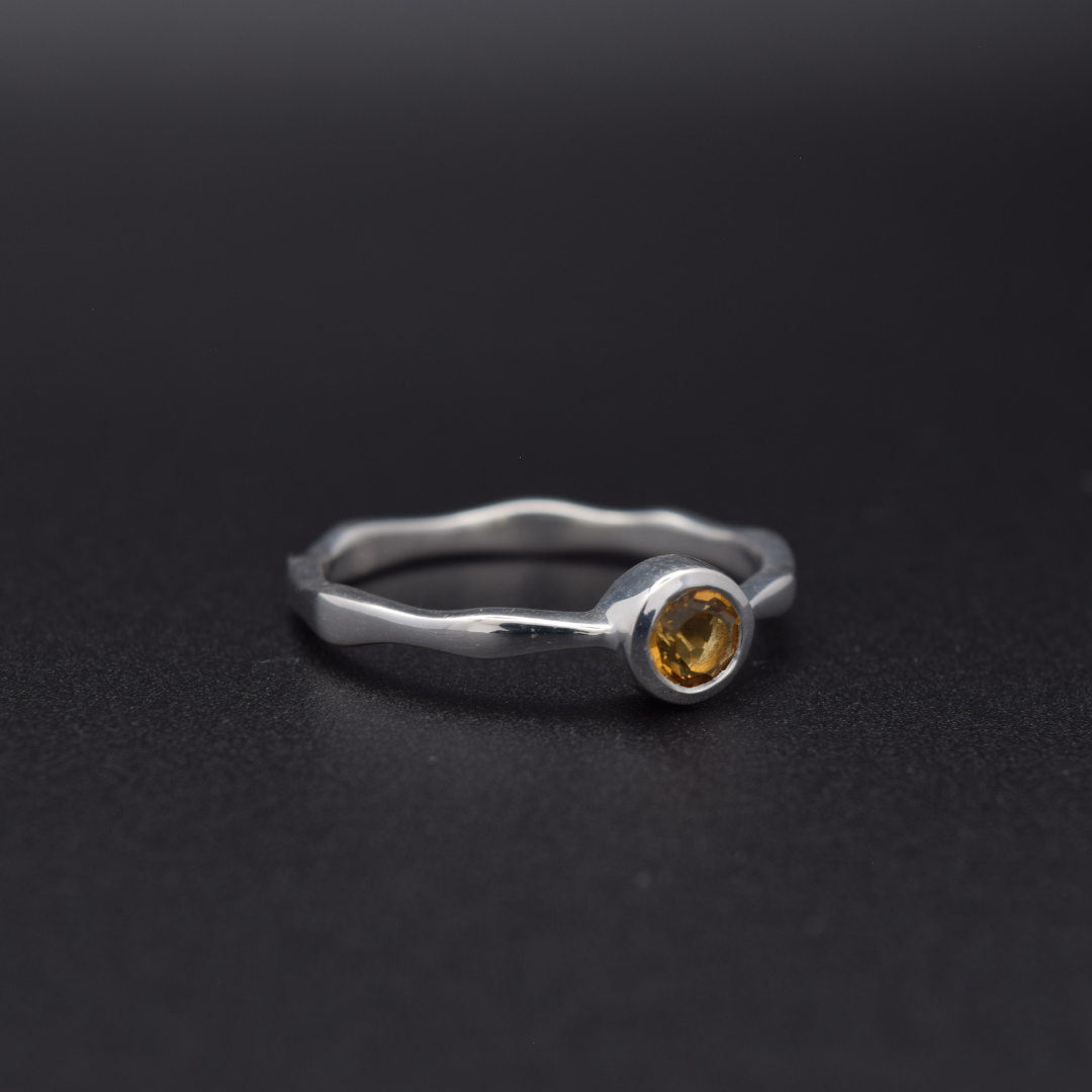 Silvaria Citrine Wavy Ring