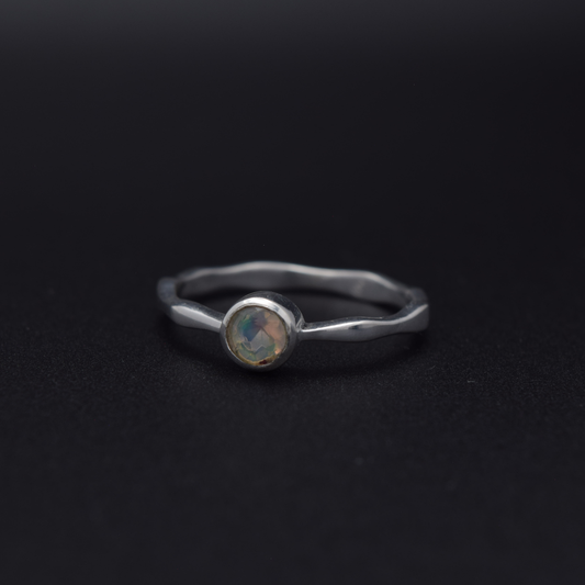 Silvaria Ethiopian Opal Wavy Ring