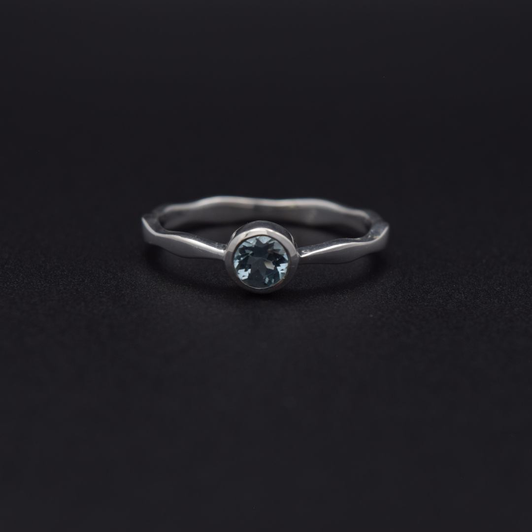 Silvaria Blue Topaz Wavy Ring