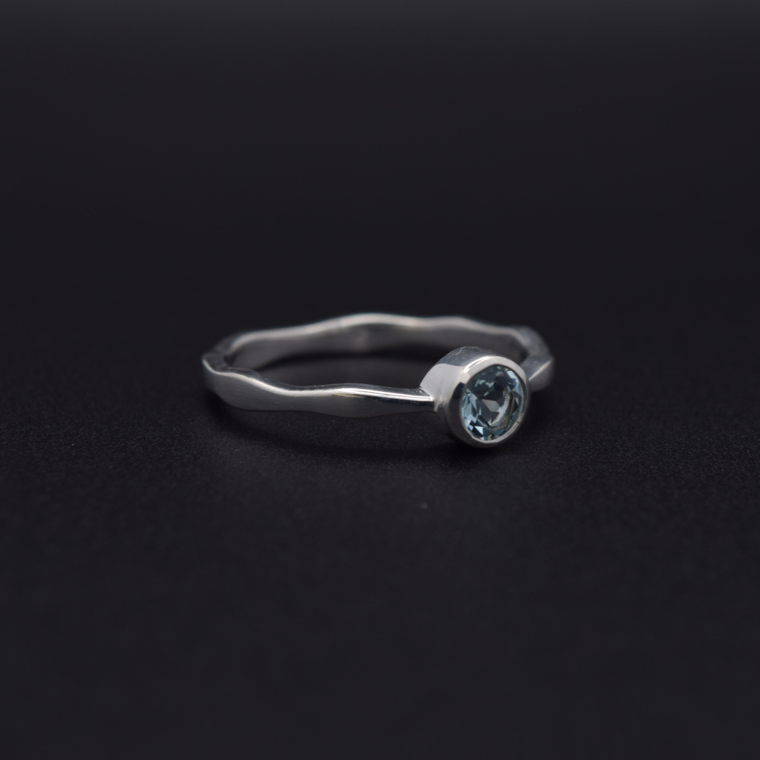 Silvaria Blue Topaz Wavy Ring