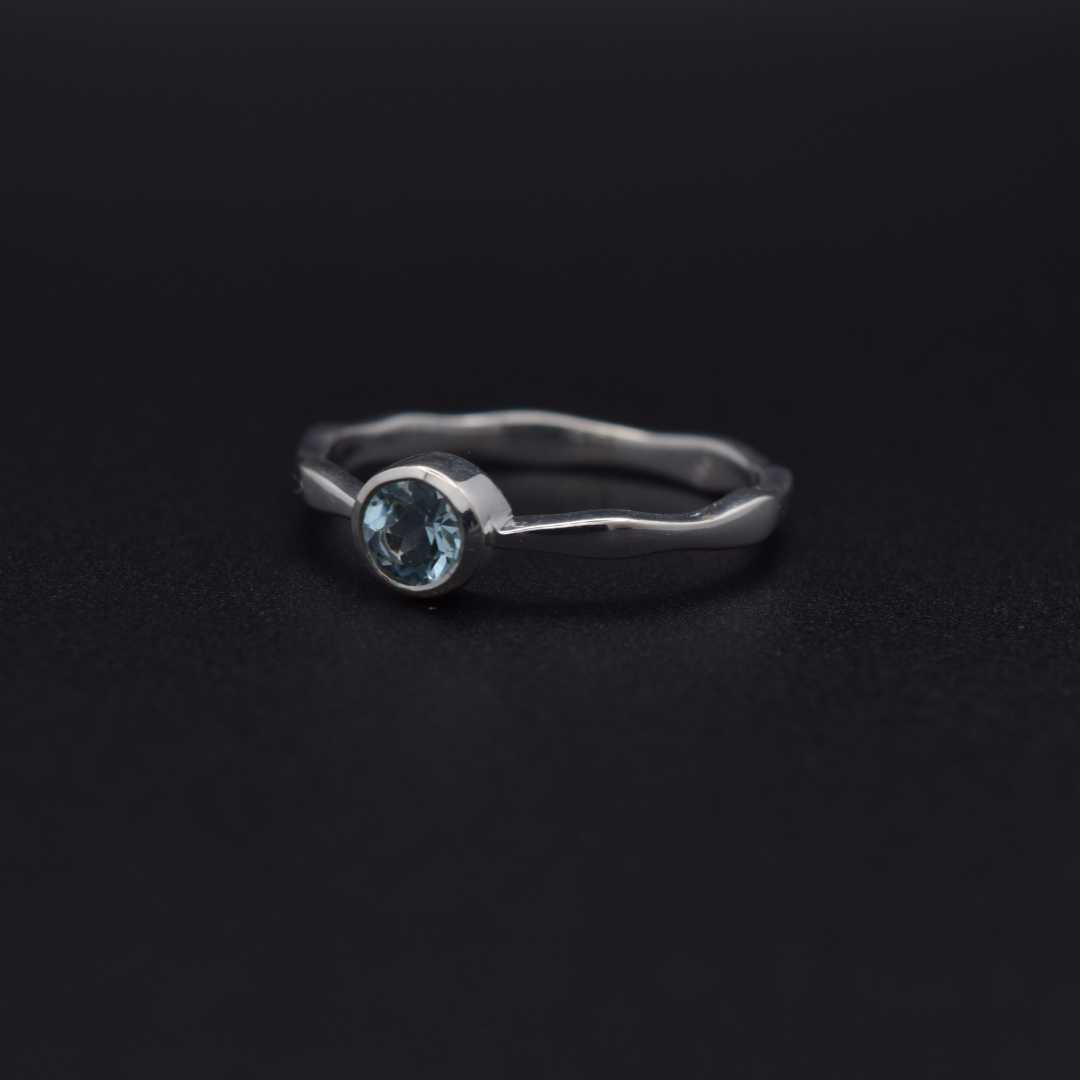 Silvaria Blue Topaz Wavy Ring