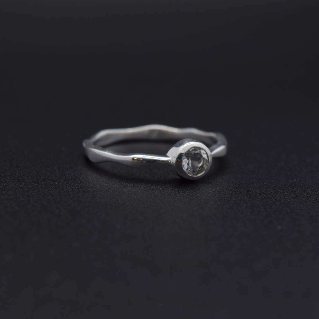 Silvaria Clear Quartz Wavy Ring